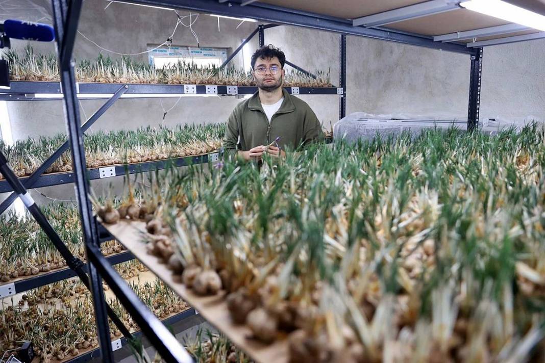 14 metrekarelik odaya kurduğu sistemle köşeyi döndü! 9